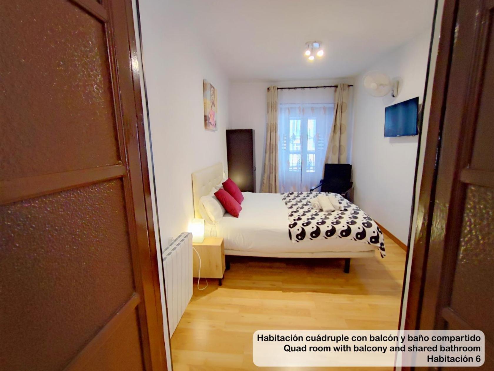 Madrid Centro Rooms Bagian luar foto