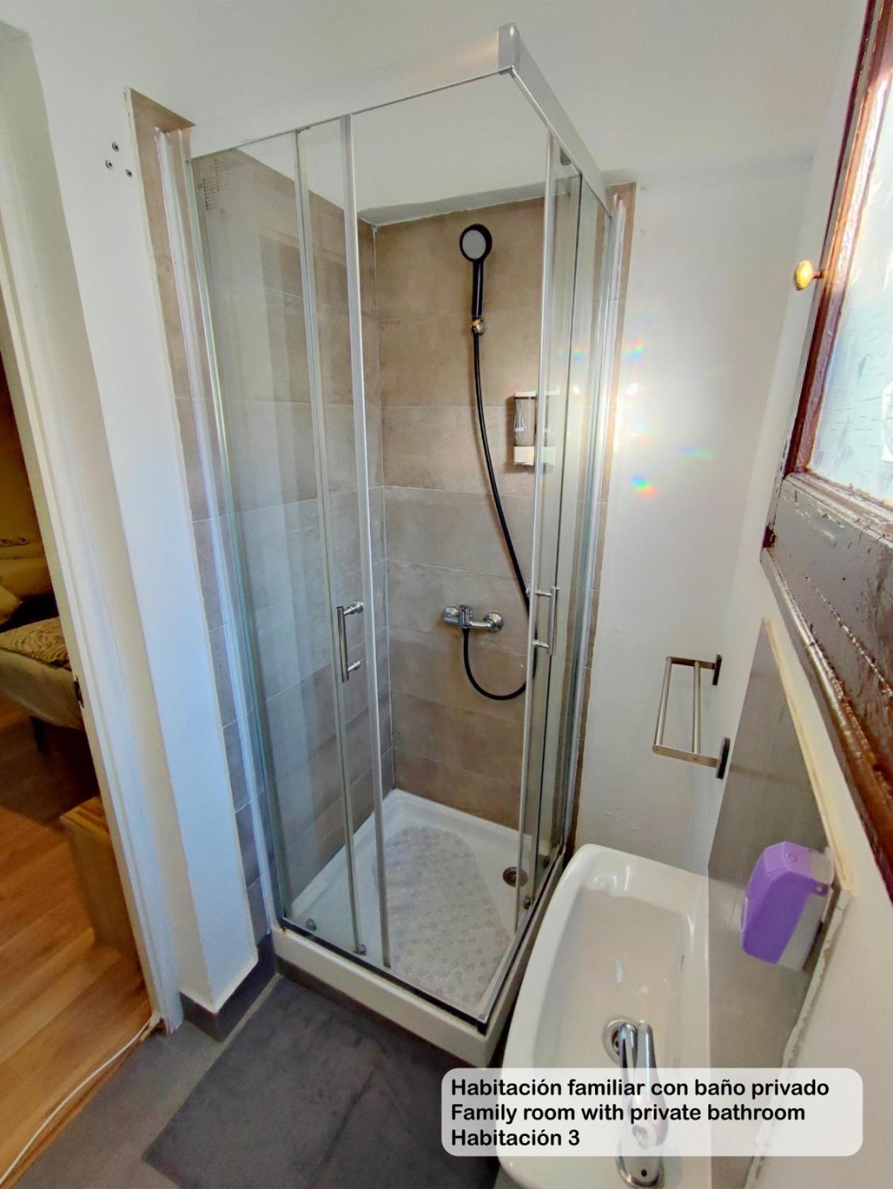 Madrid Centro Rooms Bagian luar foto