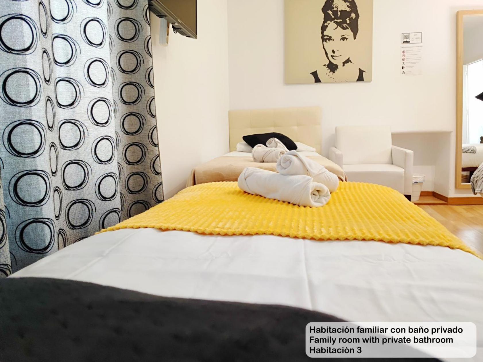 Madrid Centro Rooms Bagian luar foto